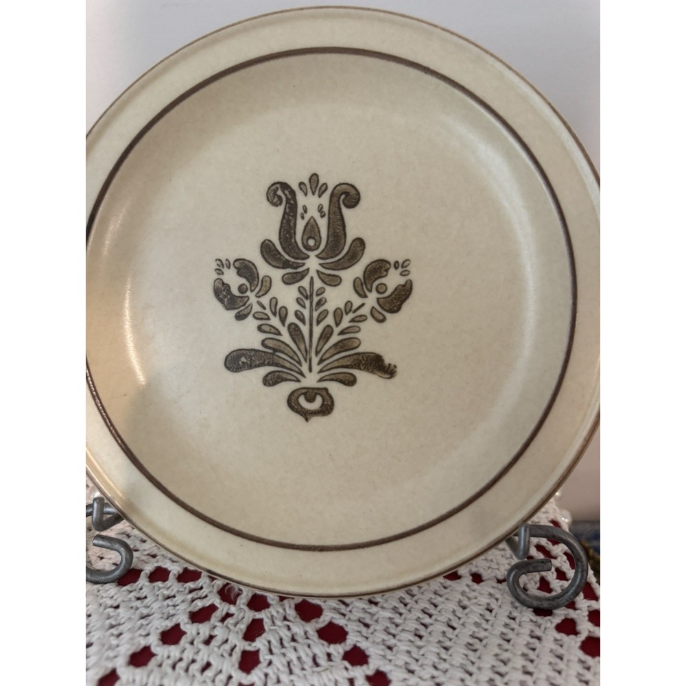 Vintage Pfaltzgraff Village Bread /Salad Plates 7" USA‎